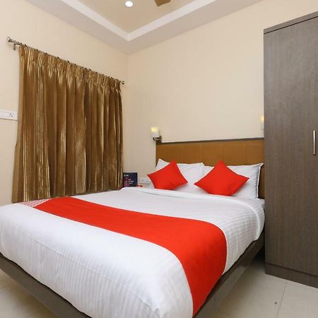 Hotel Oyo 14934 Kalyani Grand Chennai Esterno foto